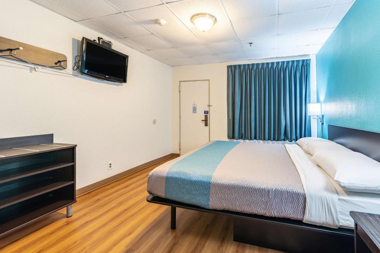 Motel 6-Elmsford, Ny - White Plains Exteriér fotografie